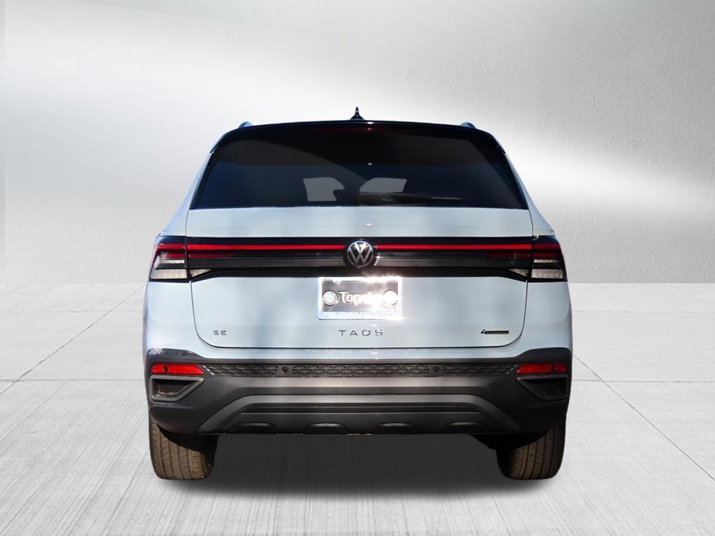 New 2025 Volkswagen Taos SE AWD/4WD image 32