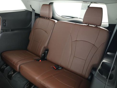 Used 2021 Buick Enclave Avenir image 22