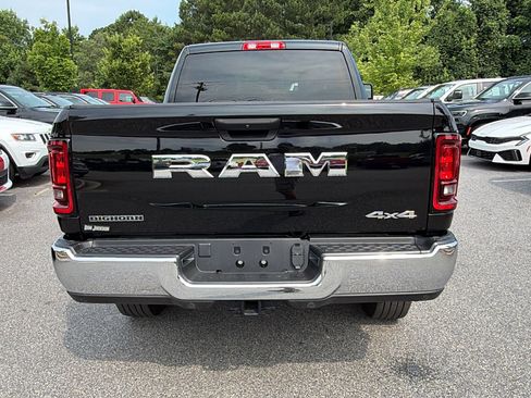 Used 2026 RAM 2500 Big Horn AWD/4WD image 9