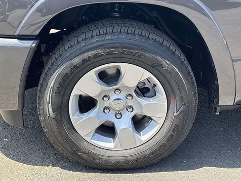 New 2025 RAM 1500 Big Horn image 10