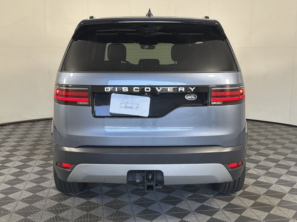 Used 2021 Land Rover Discovery S AWD/4WD image 7