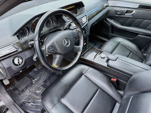 Used 2010 Mercedes-Benz E 350 Sedan image 24