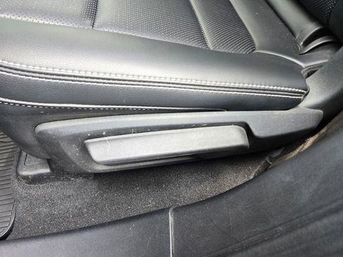 Used 2021 Ford Escape SEL AWD/4WD image 30