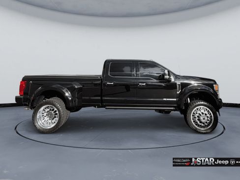 Used 2022 Ford F450 Platinum AWD/4WD image 4