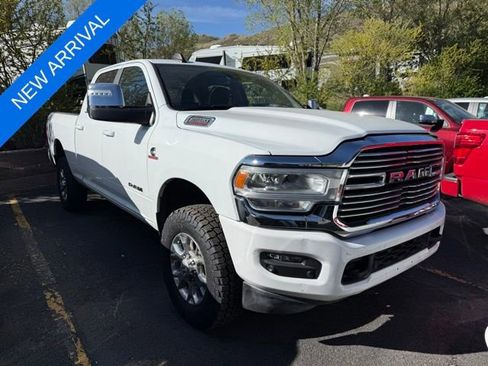 Used 2024 RAM 2500 Laramie AWD/4WD image 1