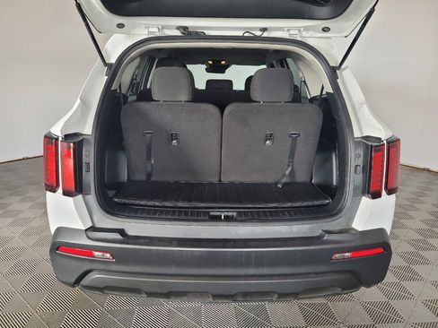 Used 2022 Kia Sorento LX image 29