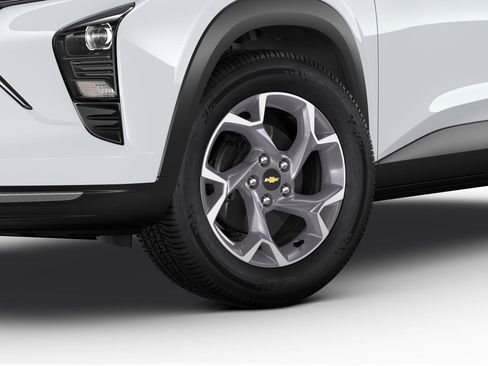 New 2025 Chevrolet Trax LT w/ Driver Confidence Package image 29