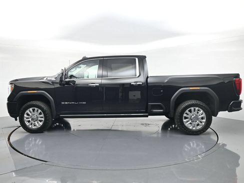 Used 2022 GMC Sierra 3500 Denali w/ Denali Ultimate Package AWD/4WD image 3