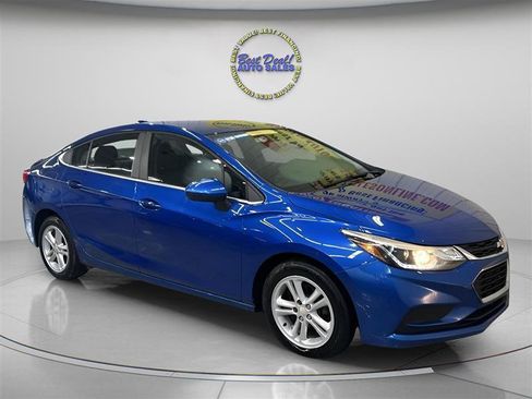 Used 2016 Chevrolet Cruze LT w/ Convenience Package FWD image 6