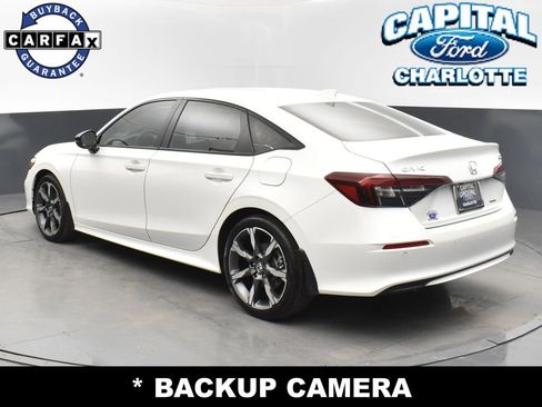 Used 2025 Honda Civic Sport image 6