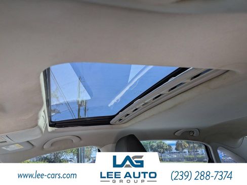 Used 2014 Volkswagen Passat 2.5 SE image 17