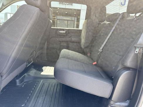 Used 2024 GMC Sierra 3500 Pro AWD/4WD image 5