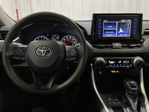 Certified 2022 Toyota RAV4 LE FWD image 19