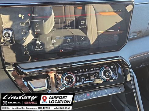 New 2025 GMC Sierra 2500 AT4 w/ AT4 Premium Plus Package image 13