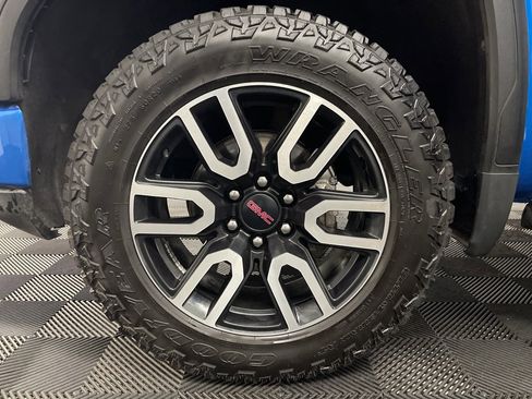 Used 2022 GMC Sierra 1500 AT4 w/ AT4 Preferred Package image 42