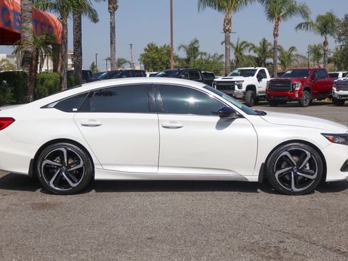Used 2021 Honda Accord Sport image 10