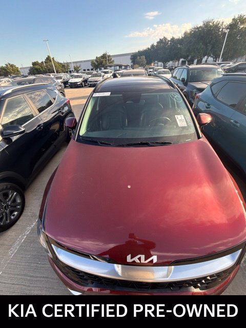 Certified 2024 Kia Sportage SX FWD image 2