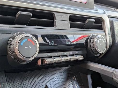 Used 2024 Toyota Tacoma TRD Sport image 8