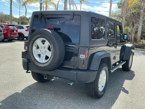 Used 2013 Jeep Wrangler Unlimited Sport image 8