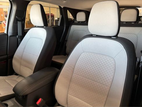 Certified 2023 Ford Escape Active AWD/4WD image 25