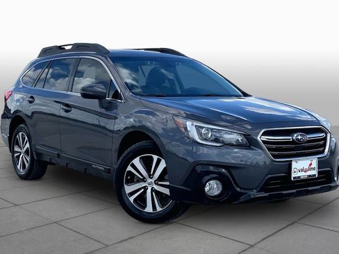 Used 2018 Subaru Outback 2.5i Limited AWD/4WD image 3