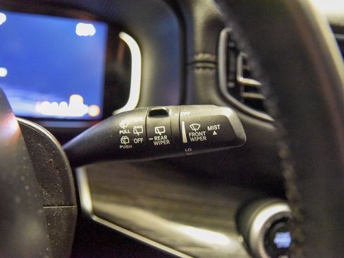 Used 2022 Jeep Wagoneer Series II w/ Rear Seat Video Group 1 image 30