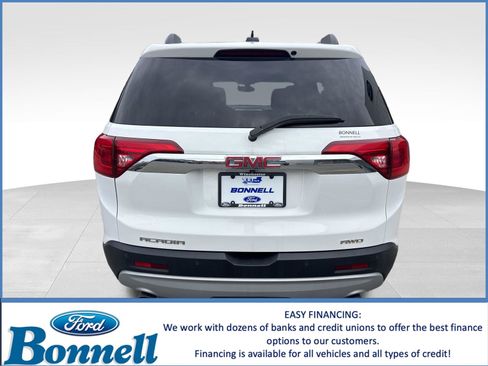 Used 2017 GMC Acadia SLT AWD/4WD image 4