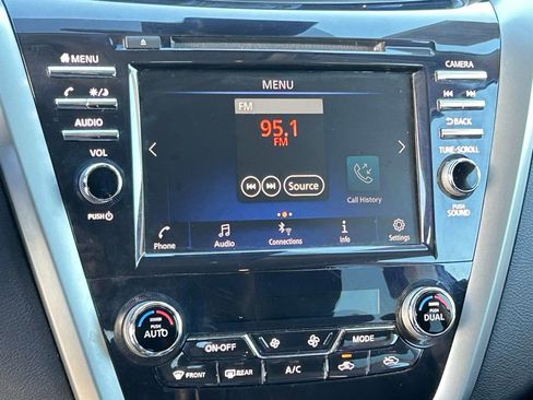 Used 2023 Nissan Murano S image 20