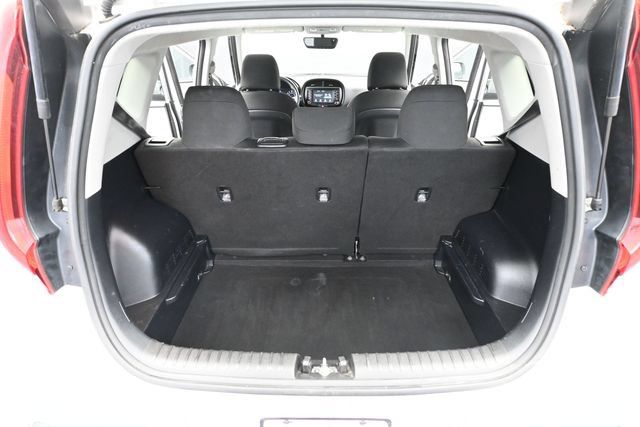 Used 2020 Kia Soul LX FWD image 30