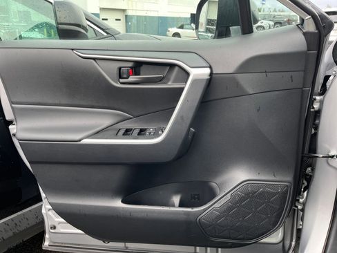 Used 2025 Toyota RAV4 LE image 20