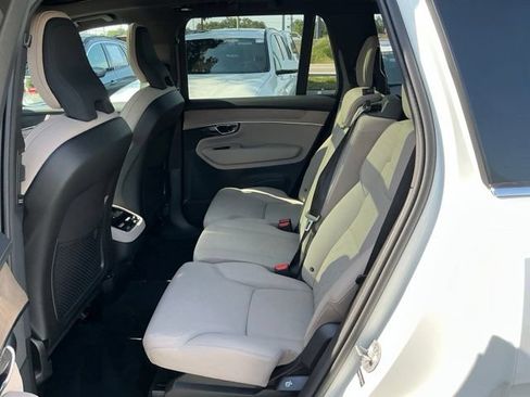 Certified 2025 Volvo XC90 B5 Core AWD/4WD image 23
