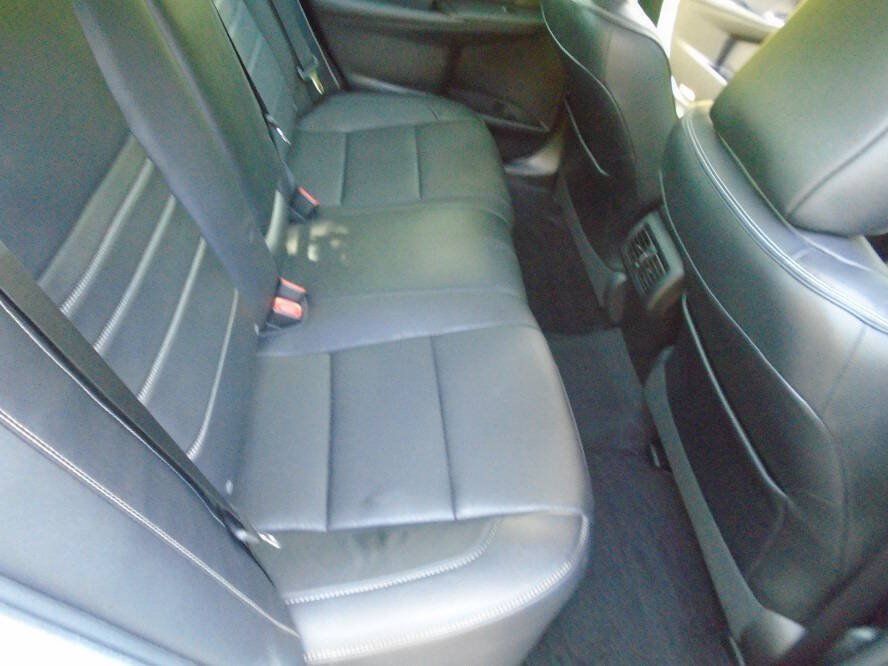 Used 2016 Toyota Camry XLE FWD image 19