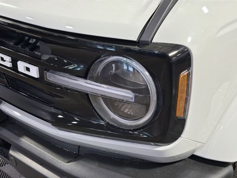 New 2026 Ford Bronco Outer Banks AWD/4WD image 13