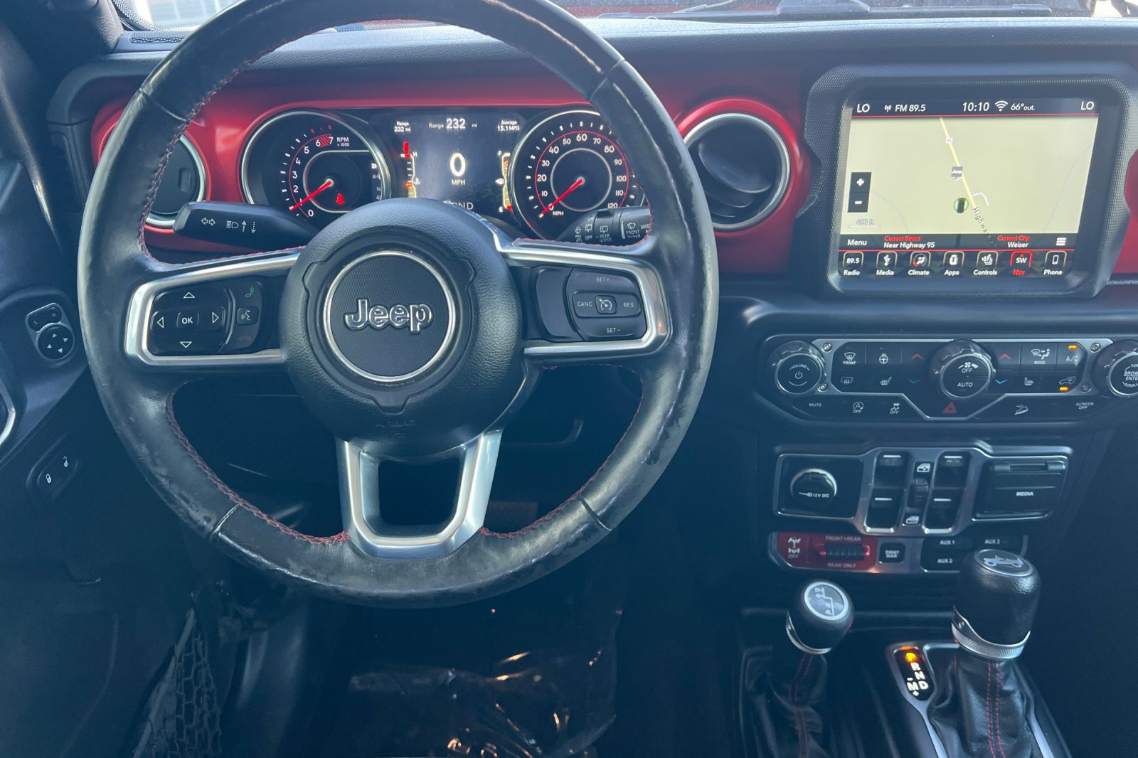 Used 2018 Jeep Wrangler Unlimited Rubicon AWD/4WD image 15