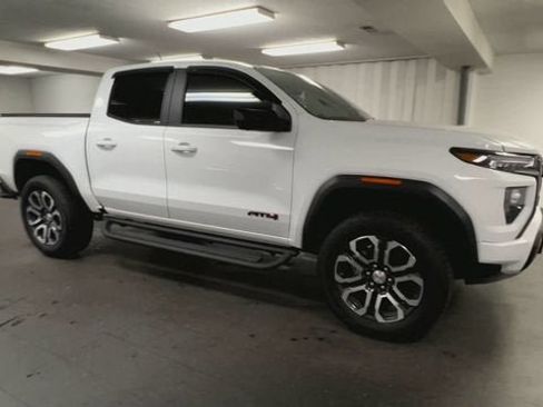Used 2024 GMC Canyon AT4 w/ AT4 Premium Package AWD/4WD image 2
