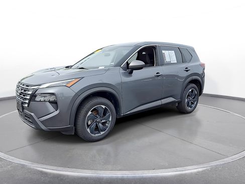 Used 2024 Nissan Rogue SV AWD/4WD image 4