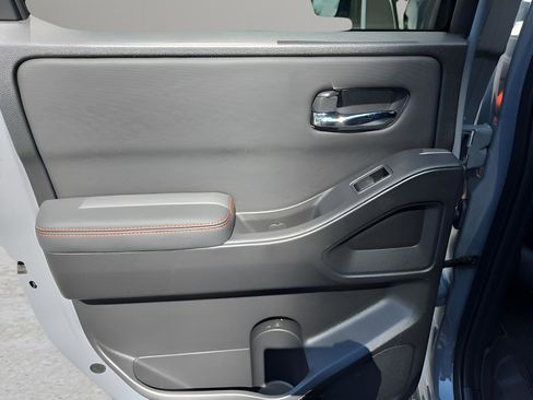 Used 2023 Nissan Frontier PRO-4X w/ Pro Convenience Package image 20