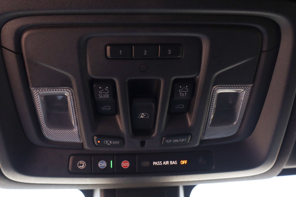 Used 2021 Chevrolet Silverado 1500 High Country AWD/4WD image 34