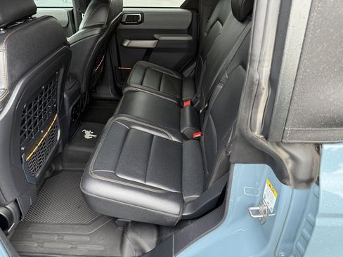 Used 2021 Ford Bronco Badlands image 28