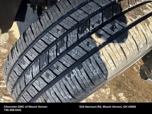 Used 2023 Cadillac Escalade Premium Luxury image 28