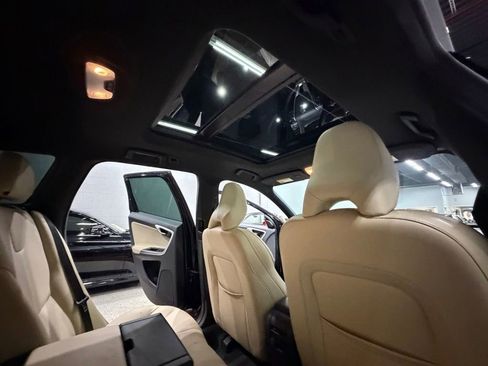 Used 2016 Volvo XC60 T5 Platinum FWD image 25