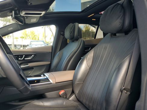 Used 2023 Mercedes-Benz EQS 450+ Sedan image 15