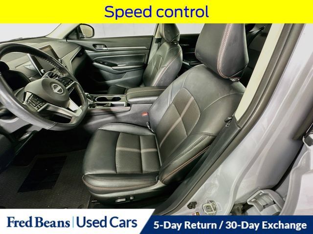 Used 2024 Nissan Altima 2.5 SR FWD image 24