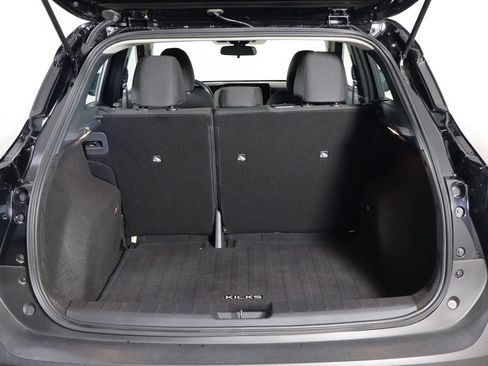 Used 2025 Nissan Kicks S FWD image 17