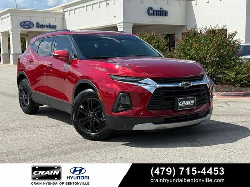 Used 2019 Chevrolet Blazer LT FWD image 1