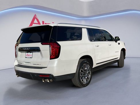 Used 2024 GMC Yukon XL Denali Ultimate w/ LPO, Floor Liner Package AWD/4WD image 5
