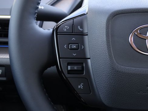 New 2026 Toyota Prius XLE FWD image 28