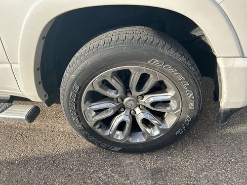 Used 2020 RAM 1500 Laramie image 4