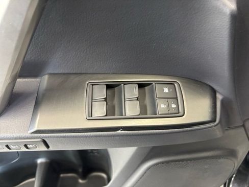 Used 2023 Lexus GX 460 Premium w/ Premium Package AWD/4WD image 9