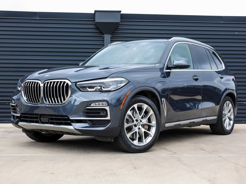 Used 2021 BMW X5 xDrive45e w/ Premium Package 2 image 1